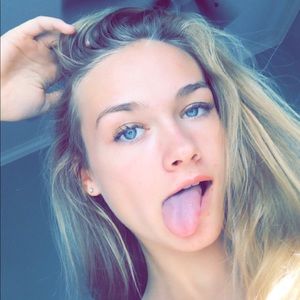 Meet your Posher, Payton